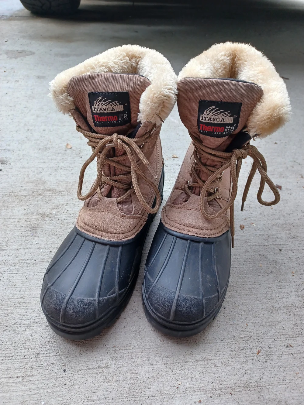 Winter Duck Boots with Faux-Fur Collar